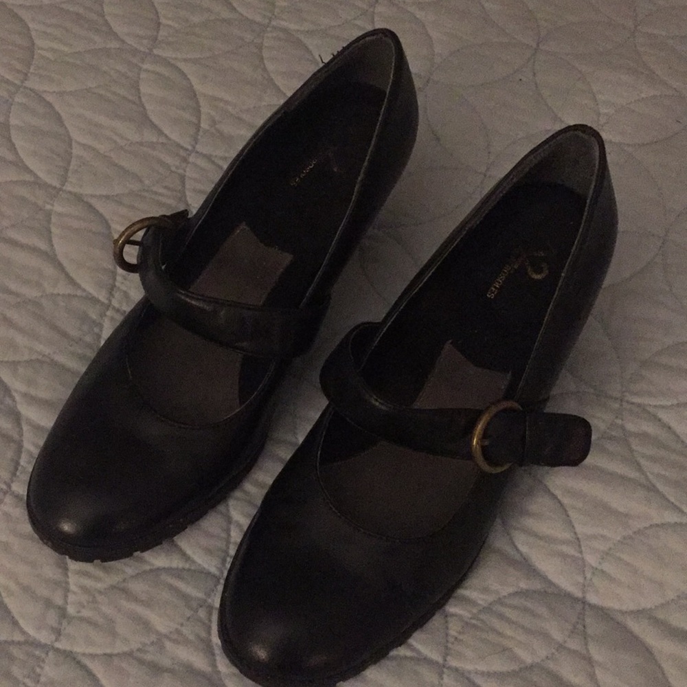 Black Maryjane style women’s shoes